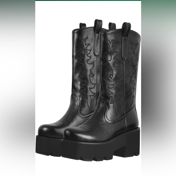 Black Women's Boots with Western Detail - Picture 4 of 4